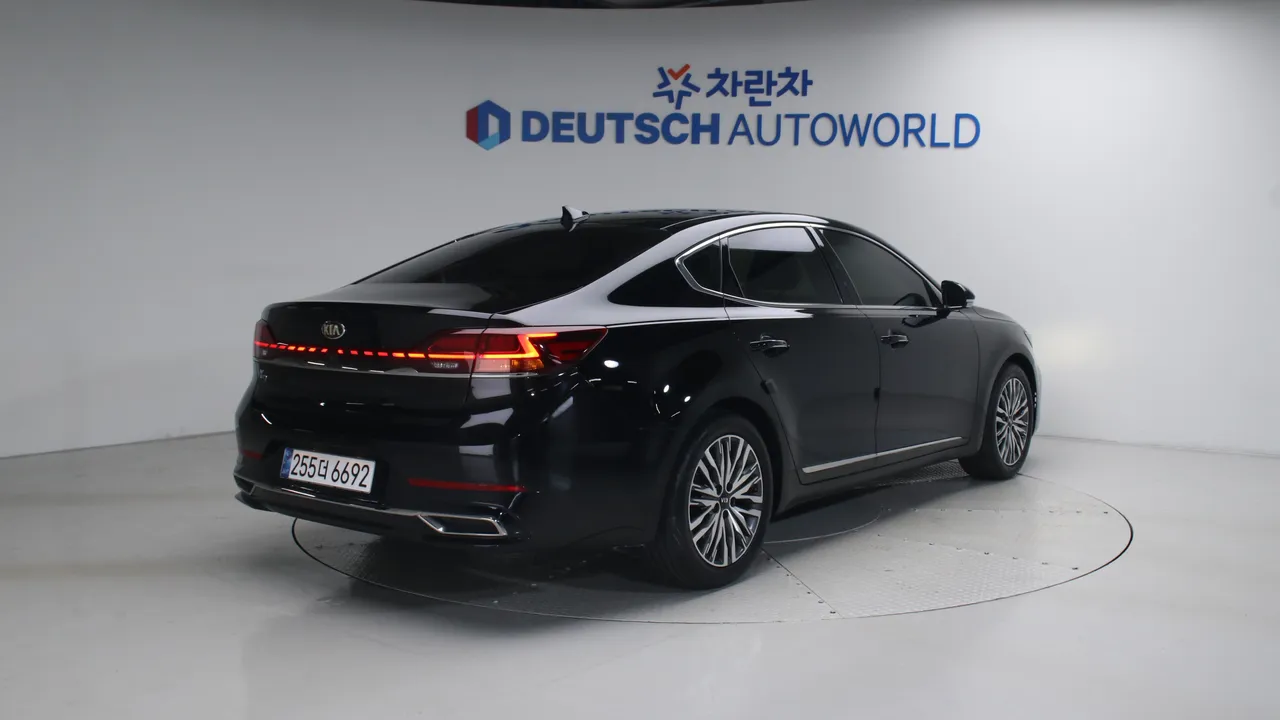 Kia K7 — miniaturë 2