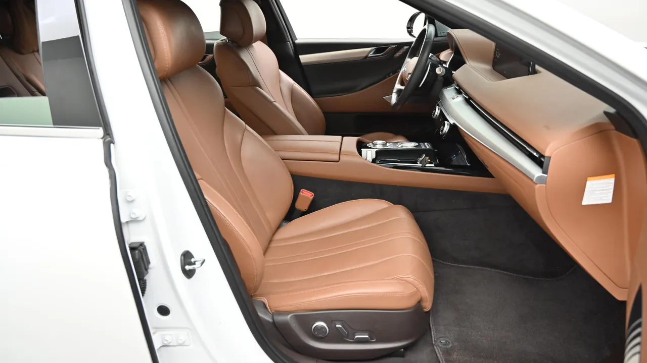 Genesis G80 — miniaturë 10
