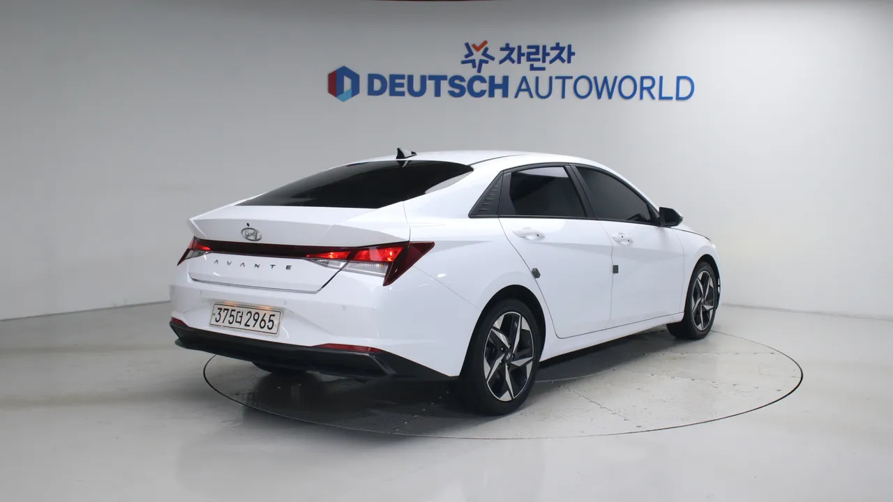 Hyundai Avante — miniaturë 2