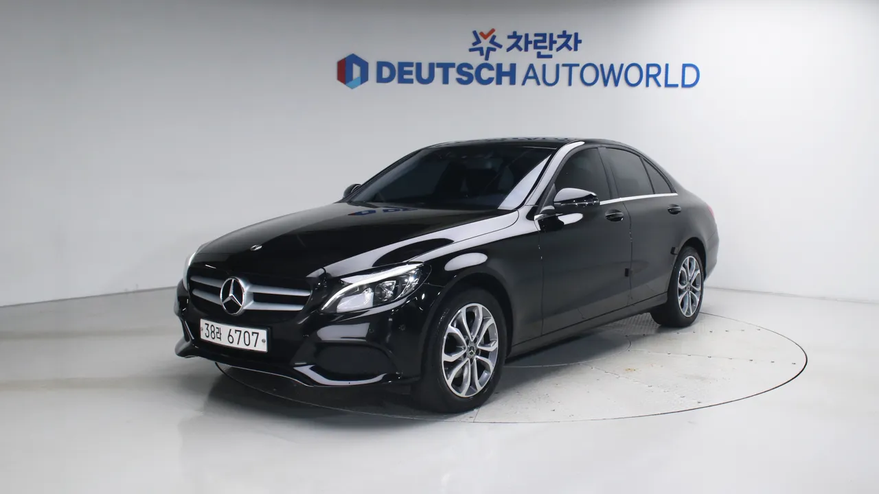 Mercedes-Benz C-klasse C200 — foto 1