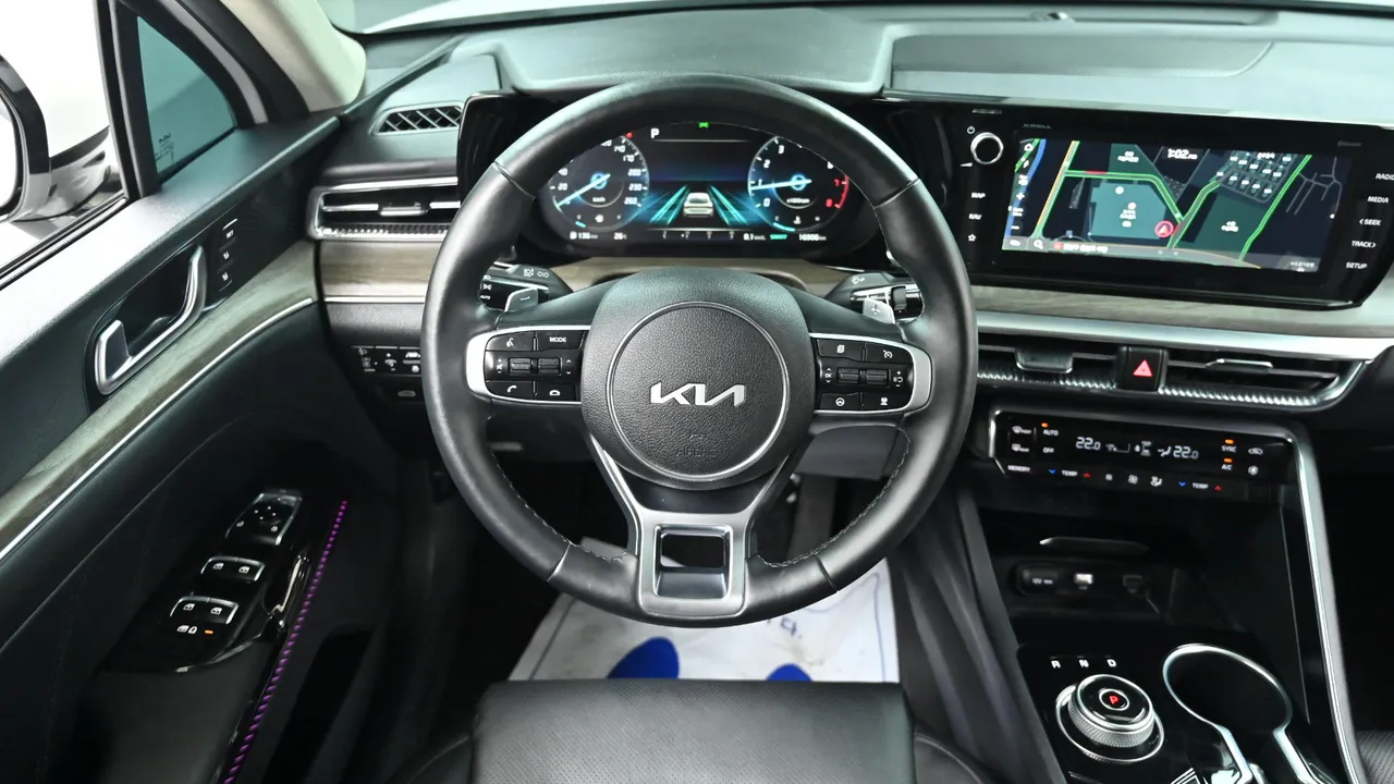 Kia K5 — miniaturë 13
