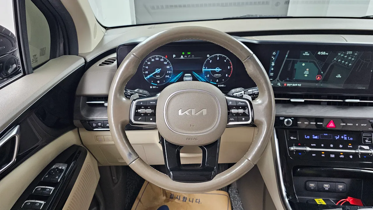 Kia Carnival — miniaturë 13