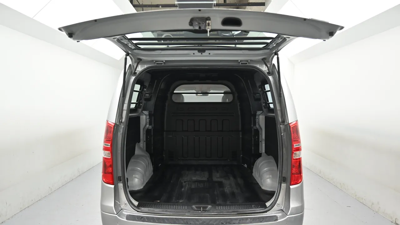 Hyundai Starex — miniaturë 19