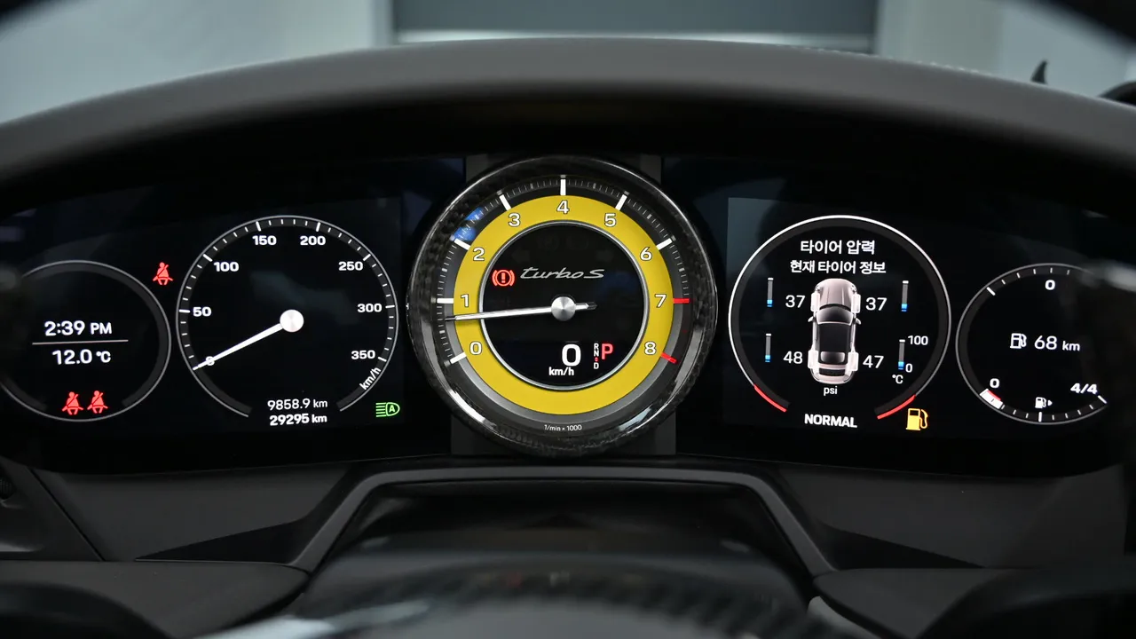 Porsche 911 — miniaturë 8