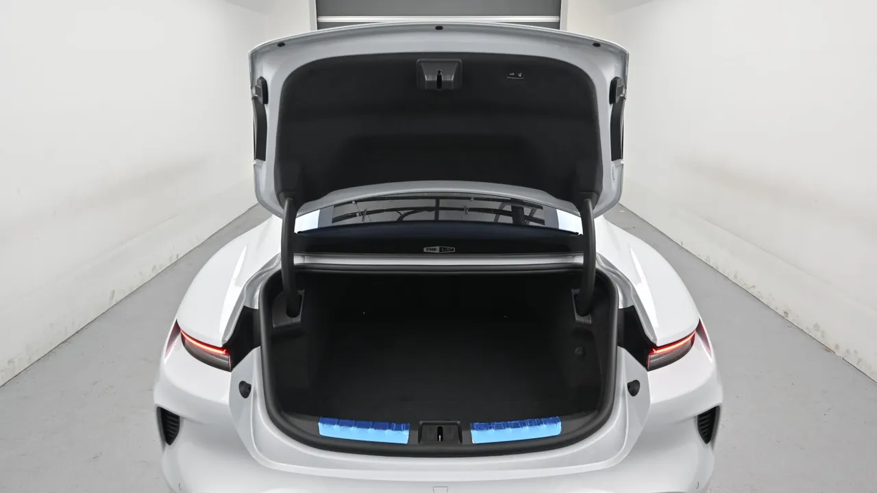 Porsche Taycan — miniaturë 29