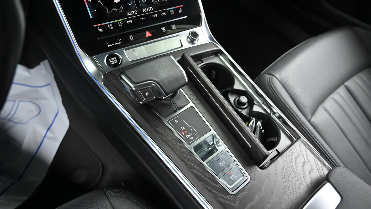 Audi A6 — miniaturë 9