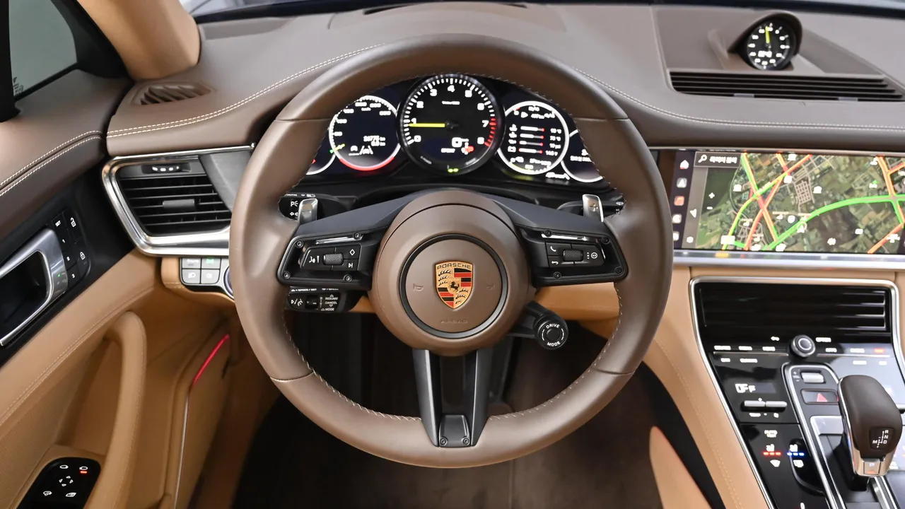 Porsche Panamera — miniaturë 22