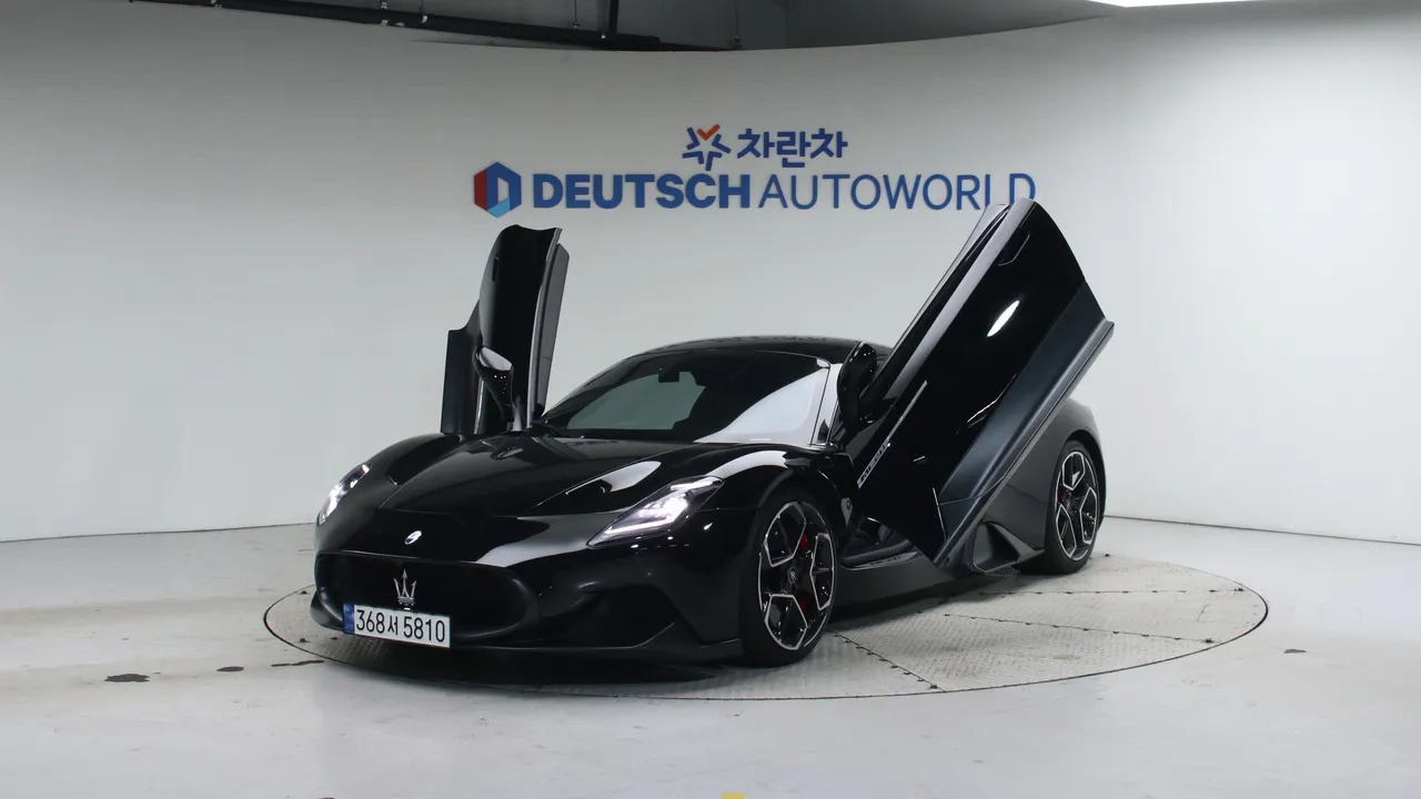Maserati MC20 3.0 V6 — foto 1