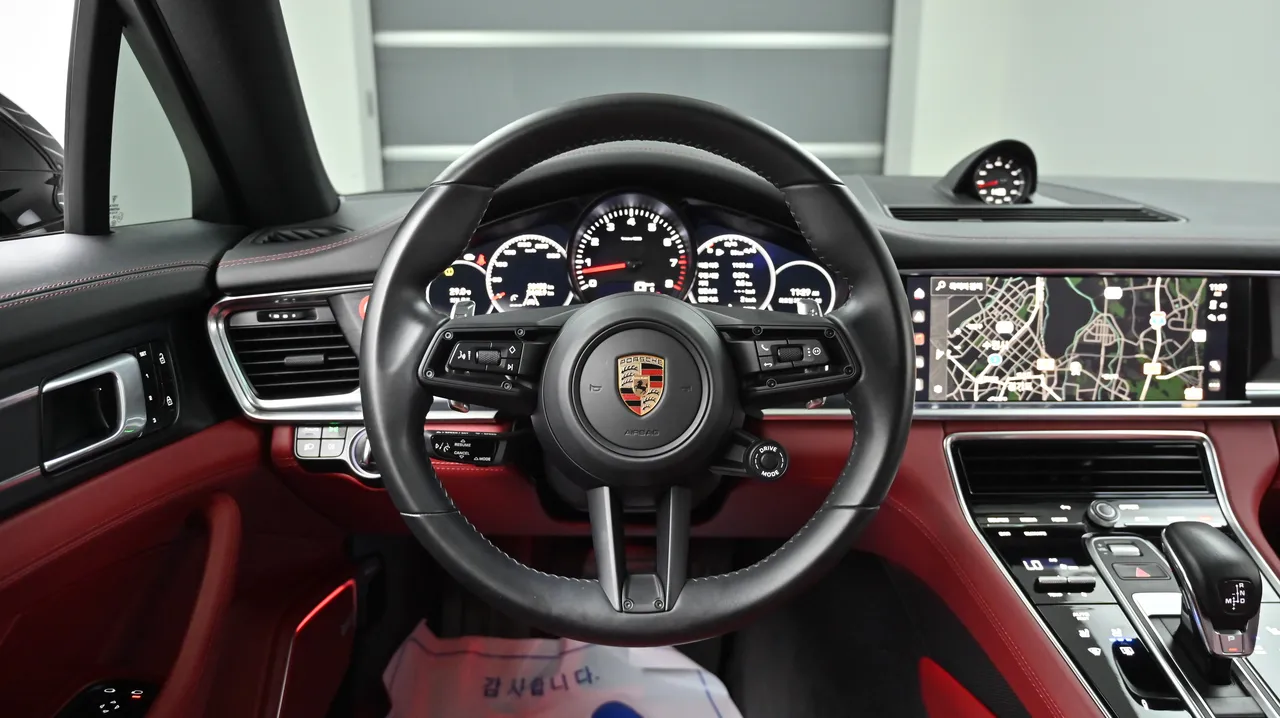 Porsche Panamera — miniaturë 13