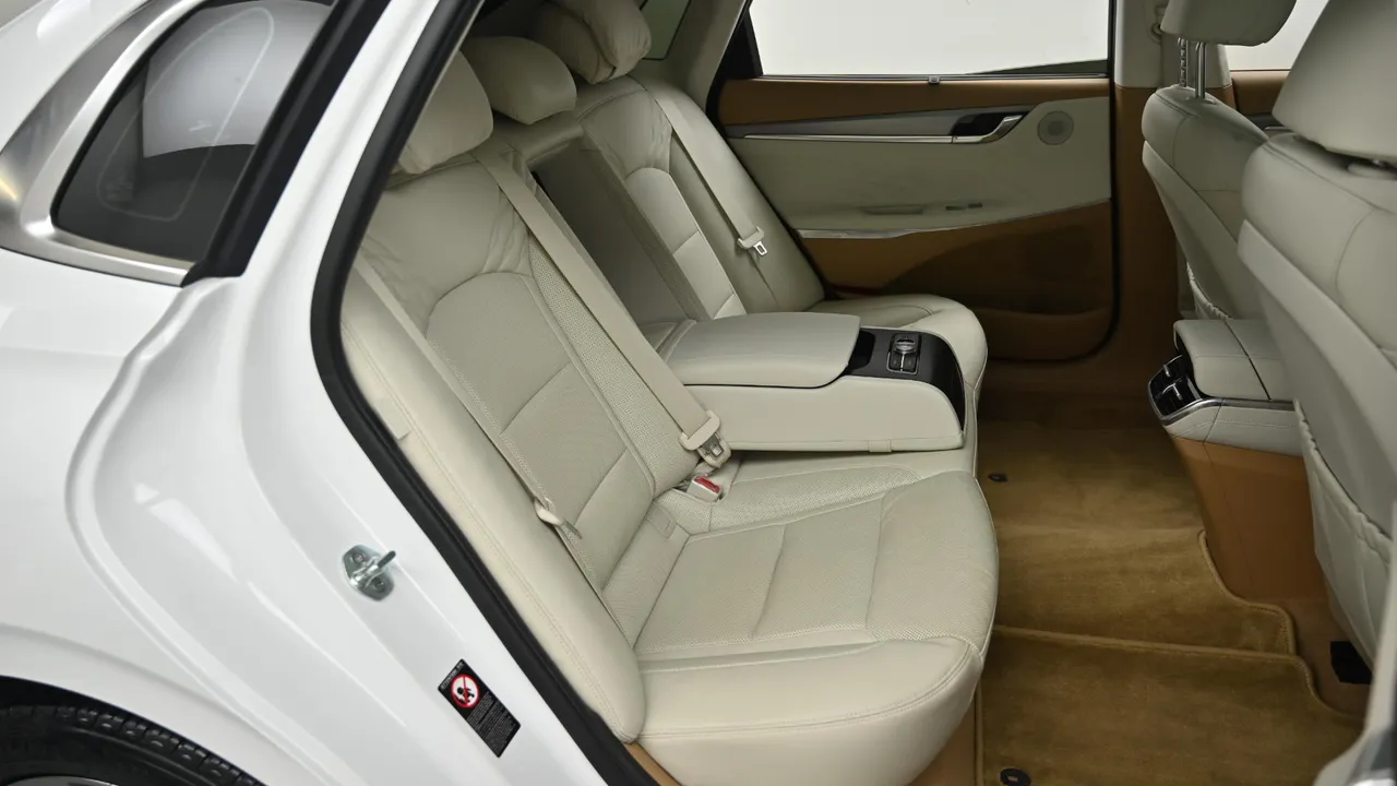 Hyundai Grandeur — miniaturë 12