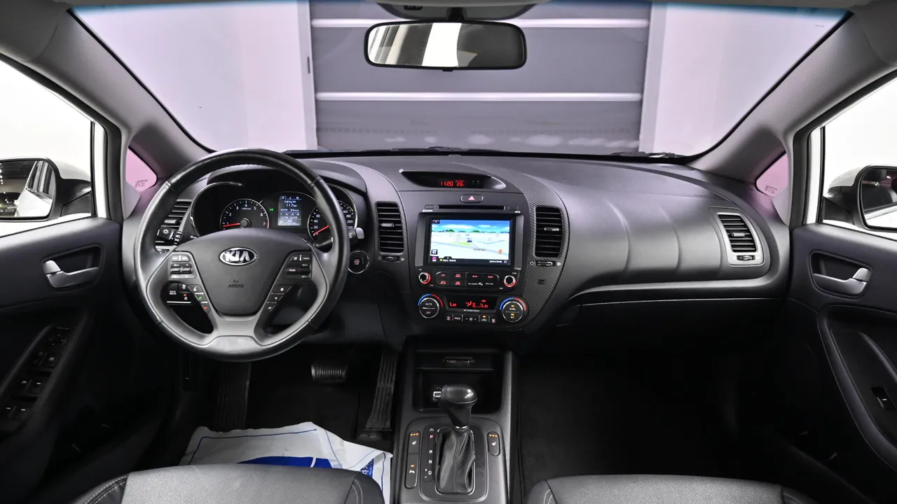 Kia K3 — miniaturë 7