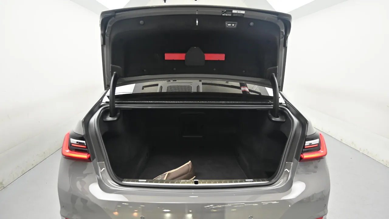 BMW 7er — miniaturë 19