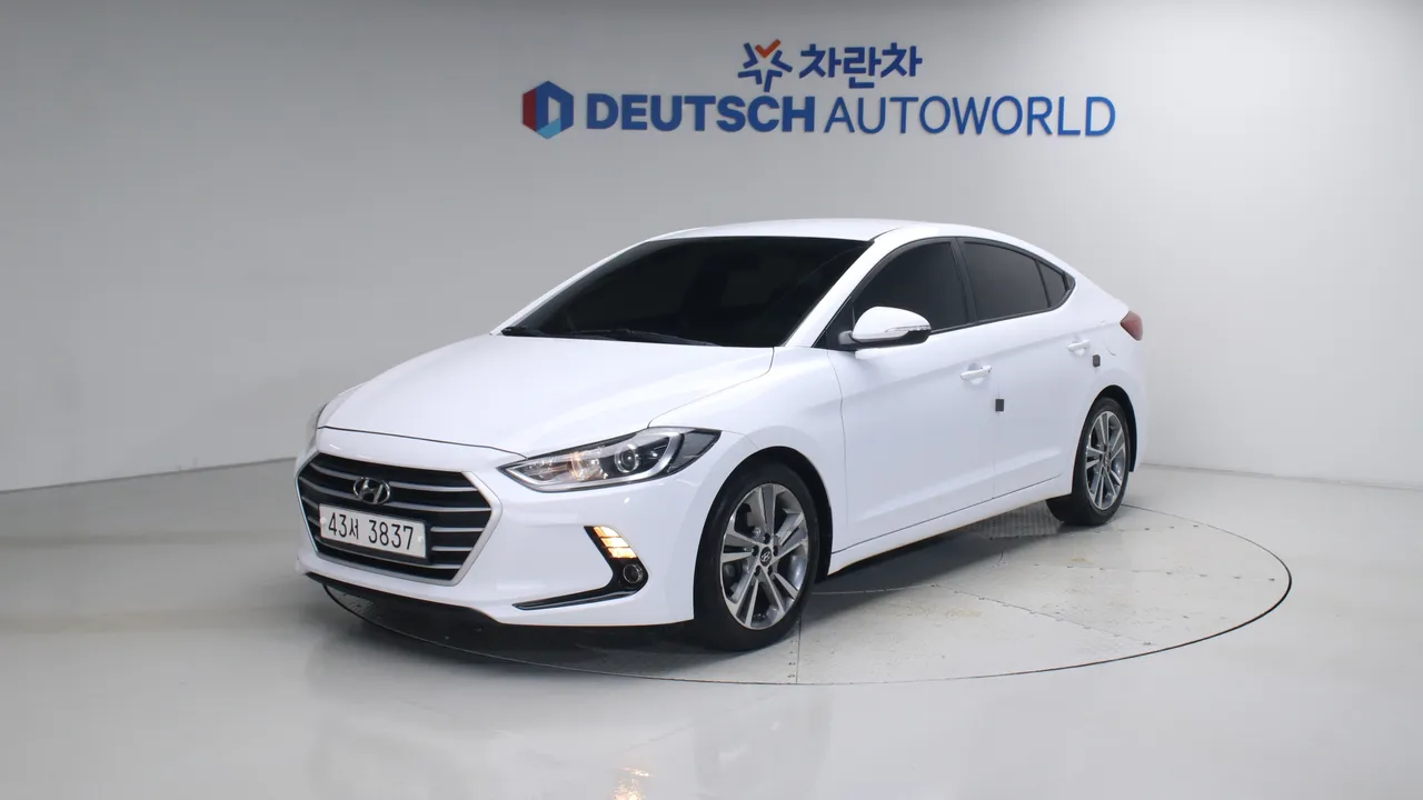 Hyundai Avante 1.6 GDI 밸류 플러스 — foto 1