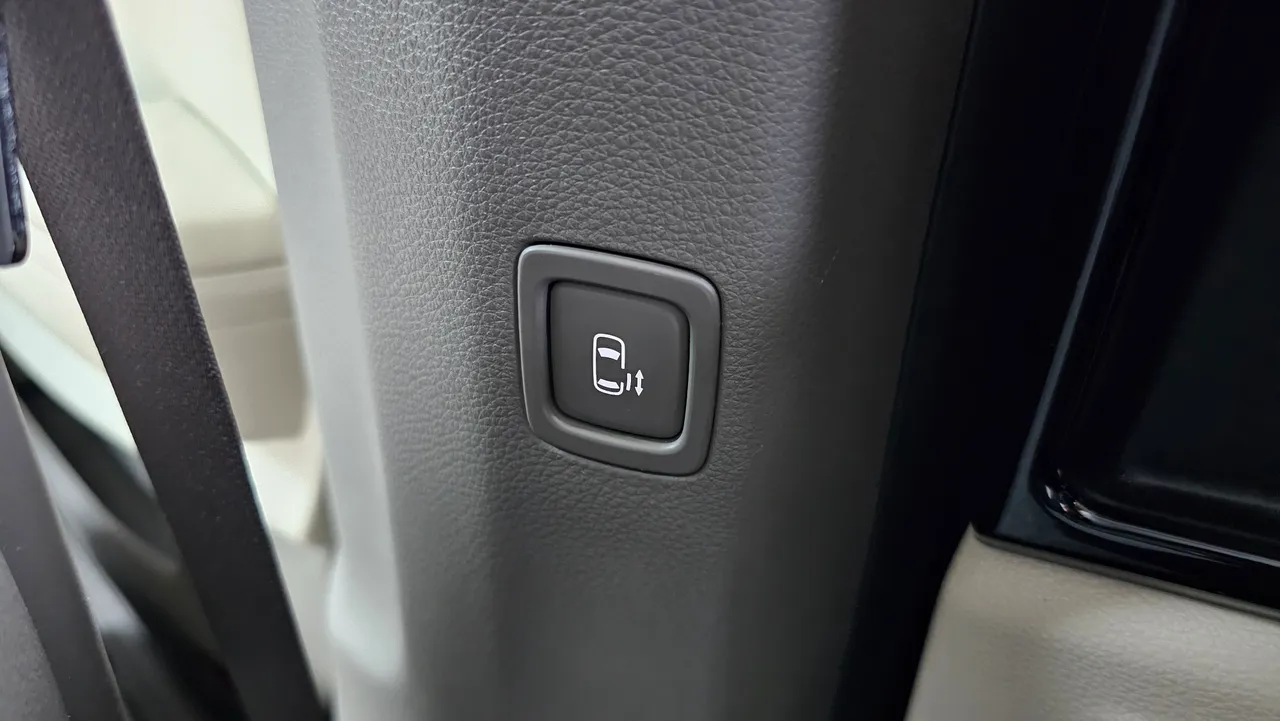 Kia Carnival — miniaturë 16