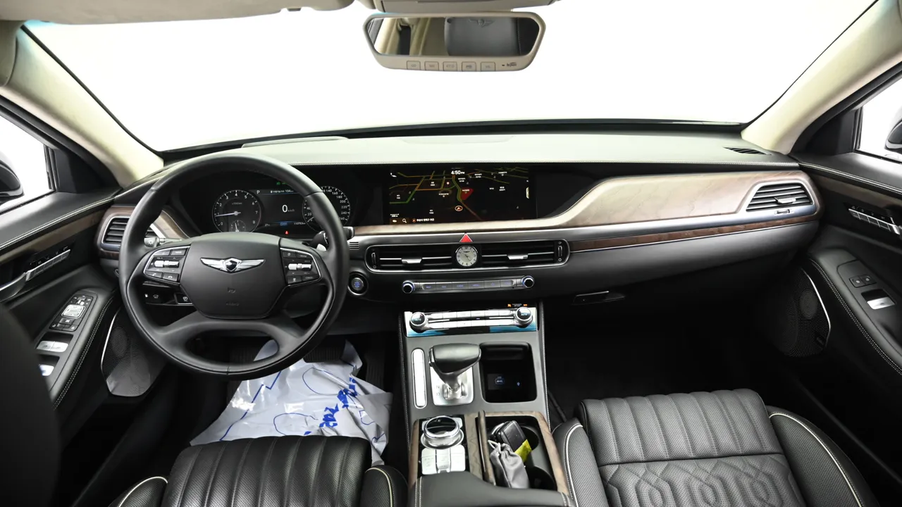 Genesis G90 — miniaturë 7