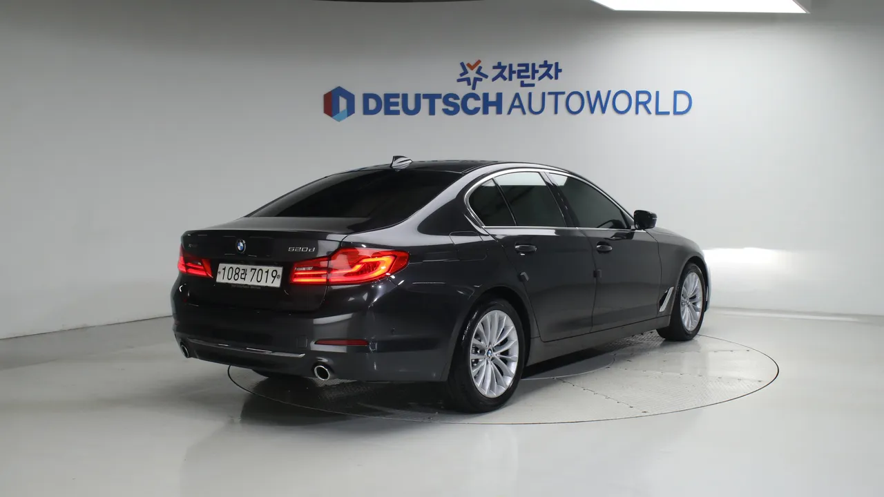 BMW 5er — miniaturë 2
