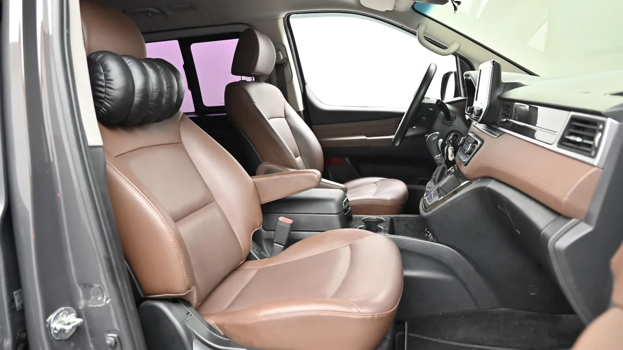 Hyundai Starex — miniaturë 10