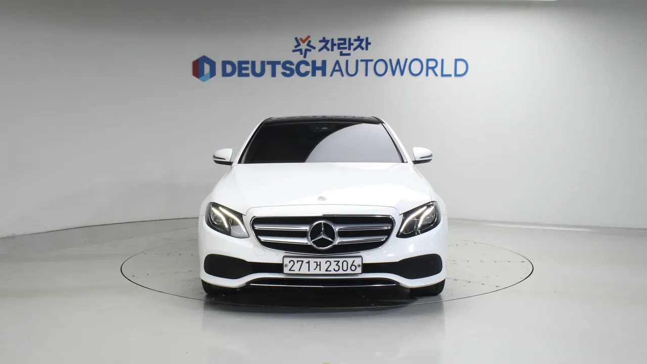 Mercedes-Benz E-klasse — miniaturë 3
