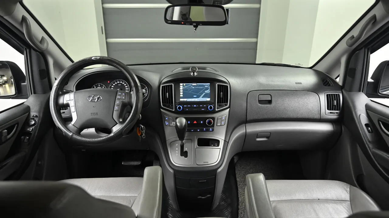 Hyundai Starex — miniaturë 7