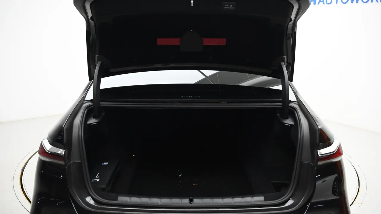 BMW 7er — miniaturë 38