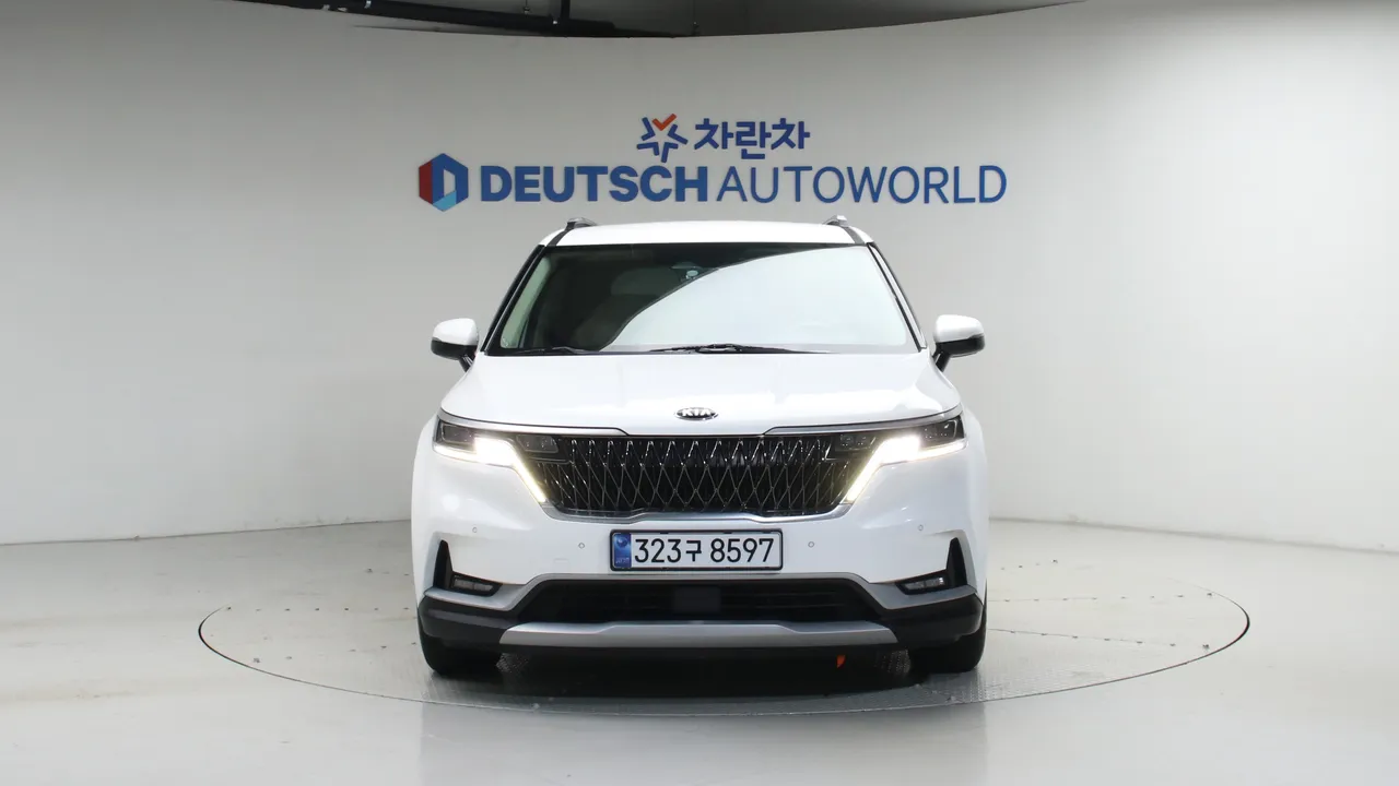 Kia Carnival — miniaturë 3