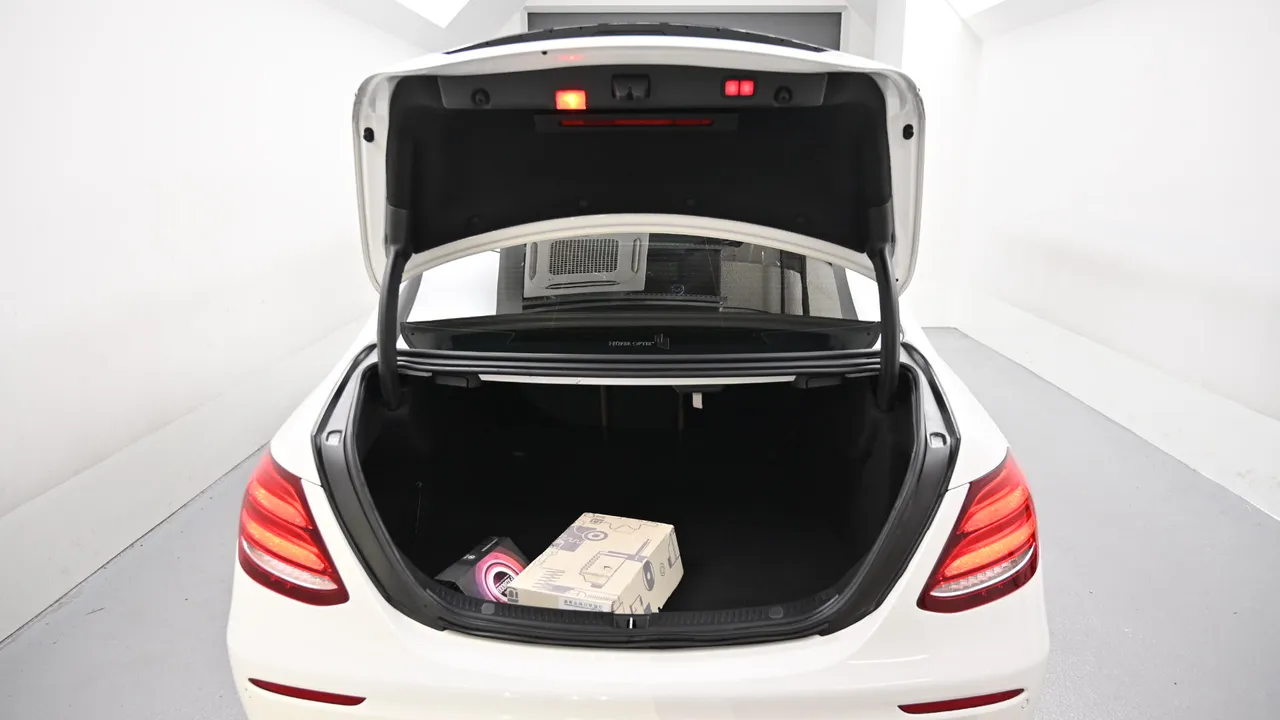 Mercedes-Benz E-klasse — miniaturë 19