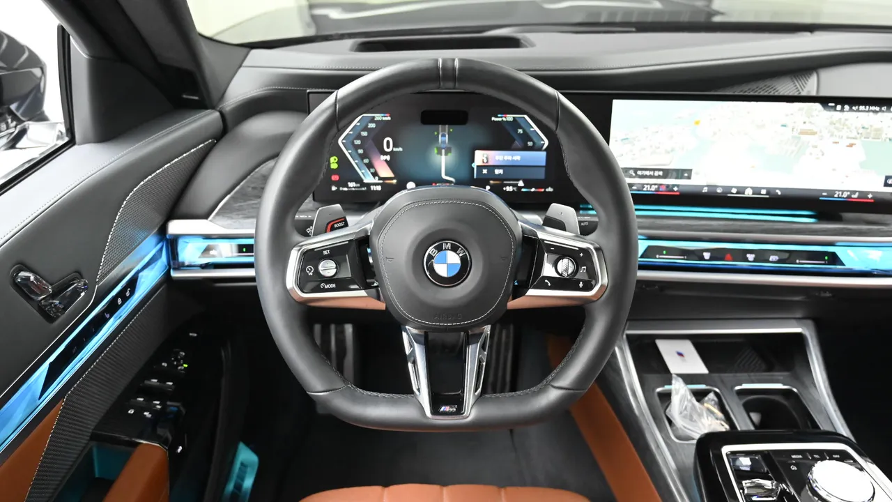 BMW 7er — miniaturë 13