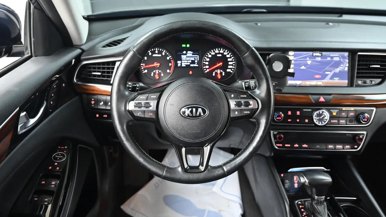 Kia K7 — miniaturë 13