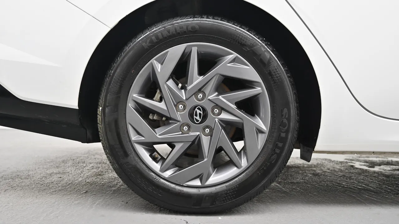 Hyundai Avante — miniaturë 5