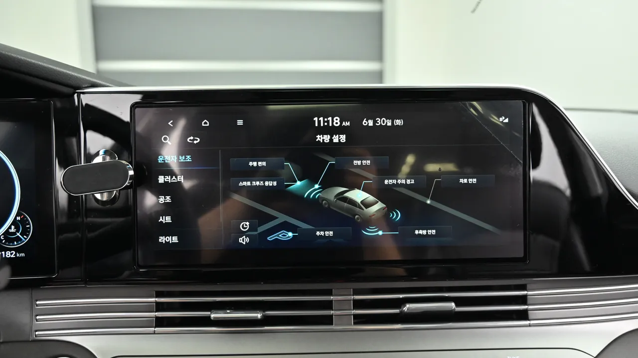 Hyundai Grandeur — miniaturë 17
