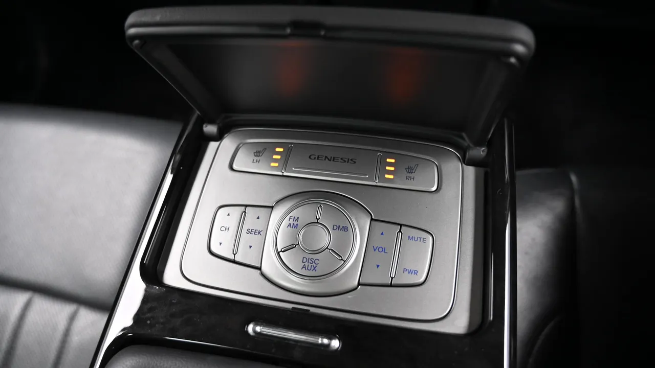 Hyundai Genesis — miniaturë 16