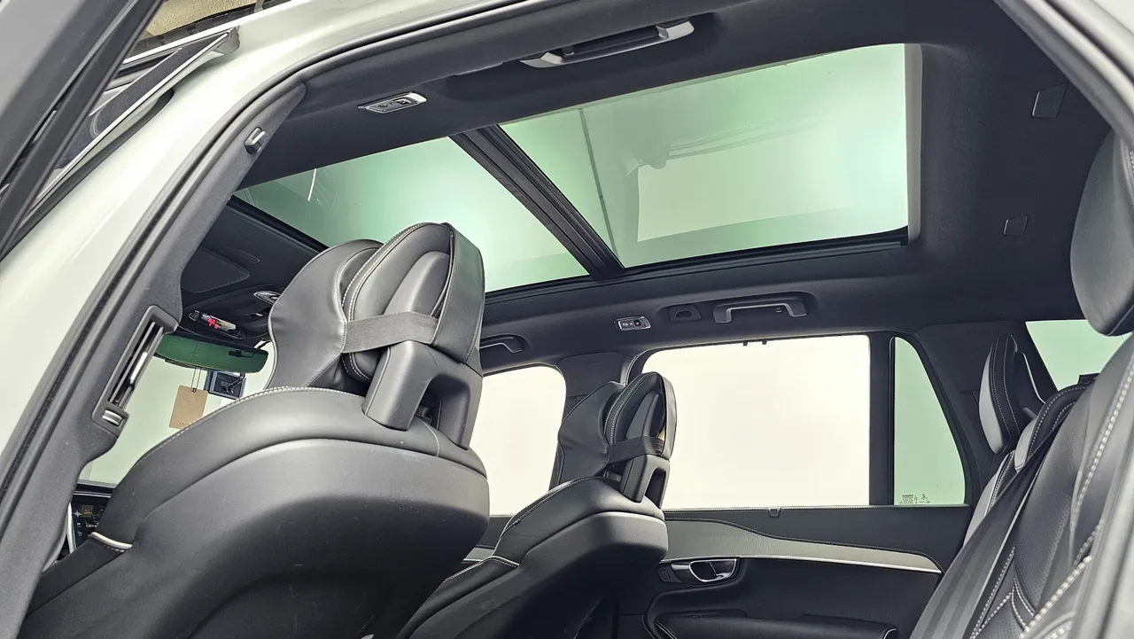 Volvo XC90 — miniaturë 46