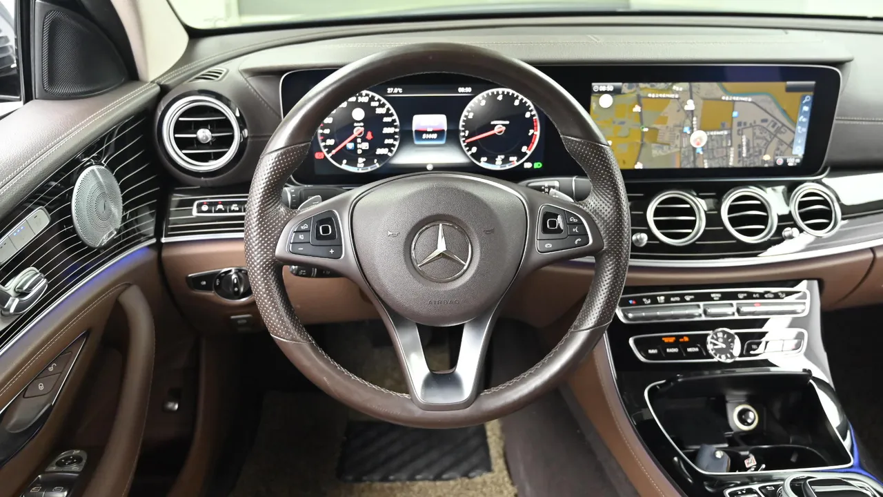 Mercedes-Benz E-klasse — miniaturë 13