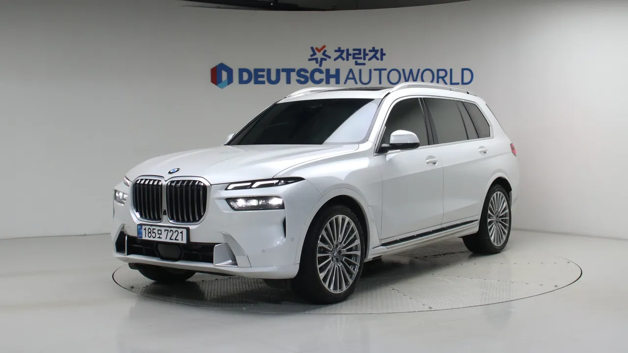 BMW X7 xDrive 40i 디자인 퓨어 엑셀런스 7인승 — foto 1