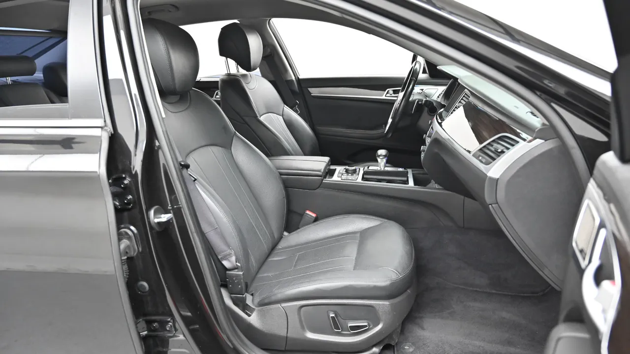 Genesis G80 — miniaturë 10