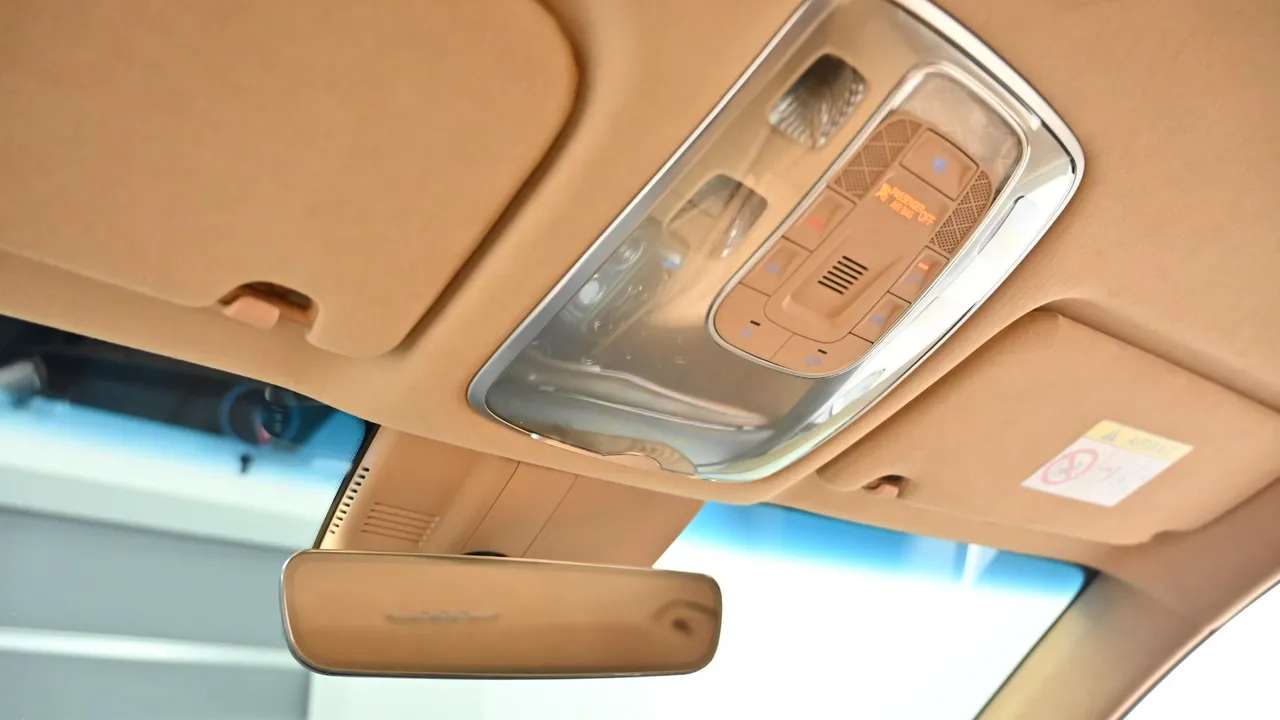 Genesis G80 — miniaturë 18