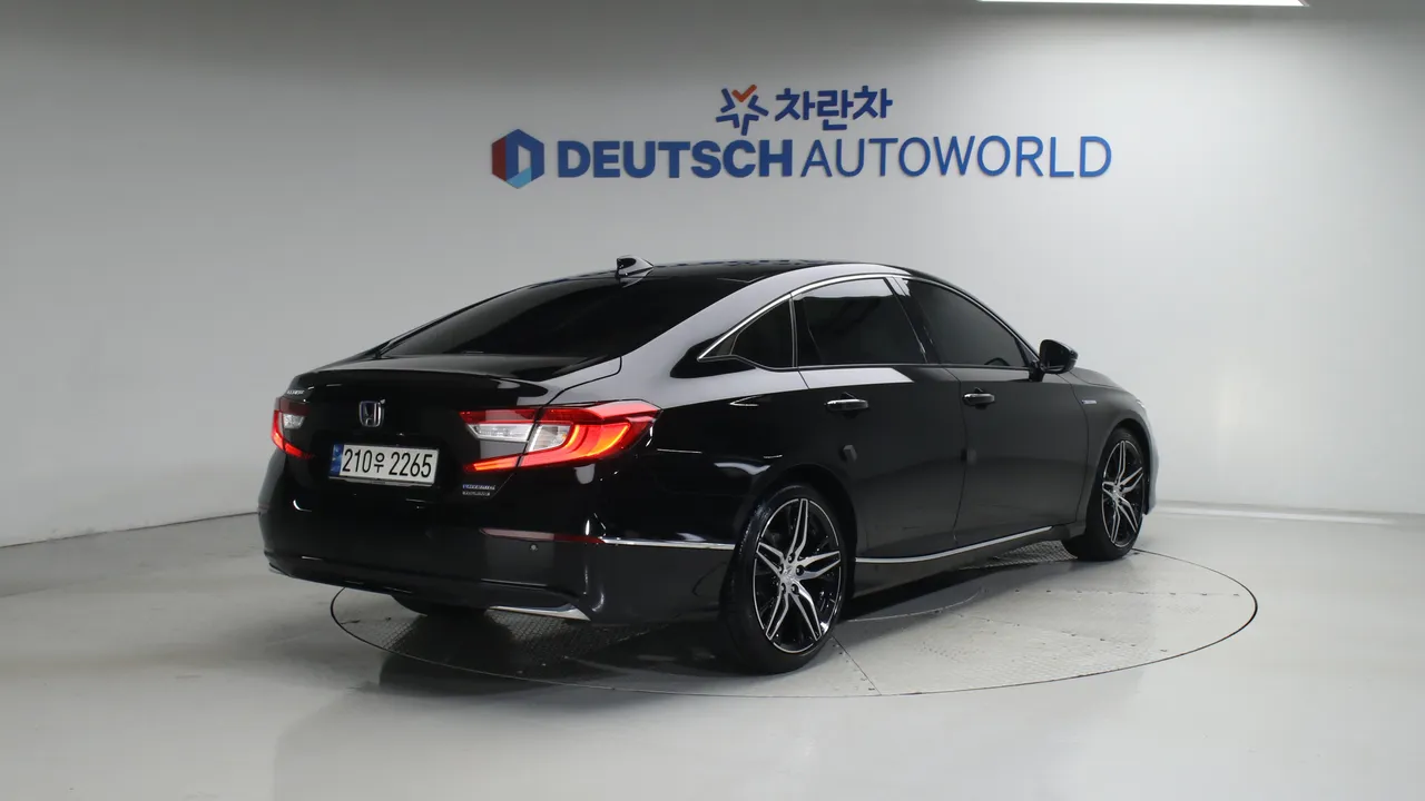 Honda Accord — miniaturë 2