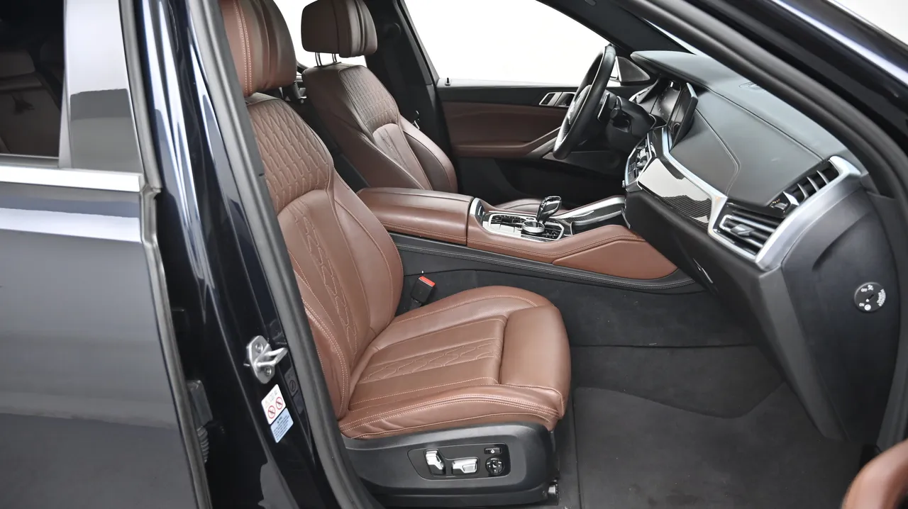 BMW X6 (G06) M50i
