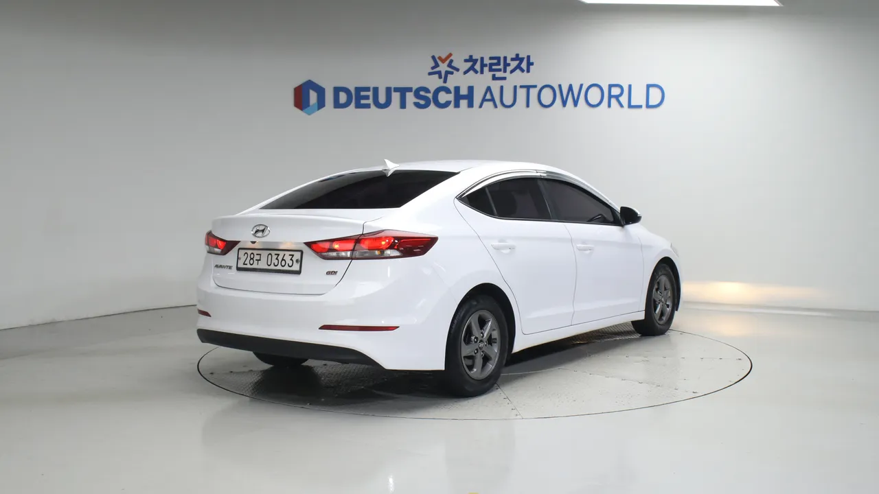 Hyundai Avante — miniaturë 2
