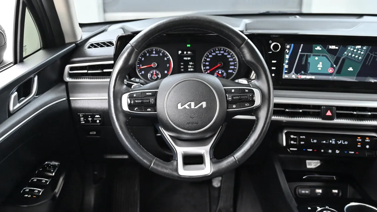 Kia K5 — miniaturë 31