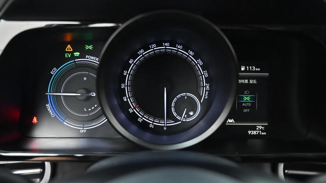 Hyundai Avante — miniaturë 8
