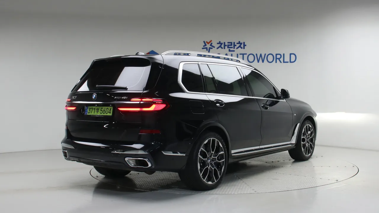 BMW X7 — miniaturë 2