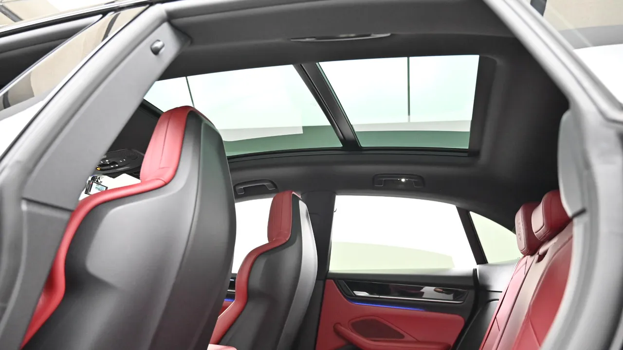 Porsche Macan — miniaturë 19