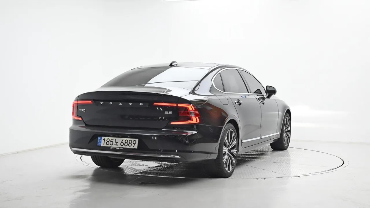 Volvo S90 — miniaturë 2