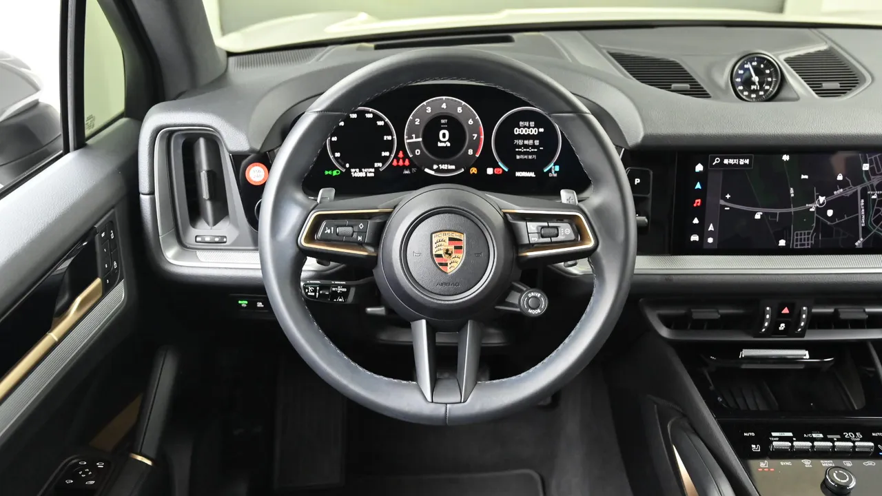 Porsche Cayenne — miniaturë 22