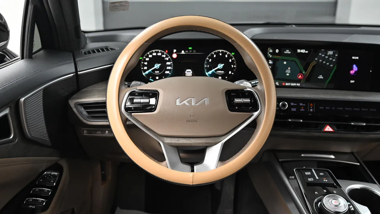 Kia K8 — miniaturë 13