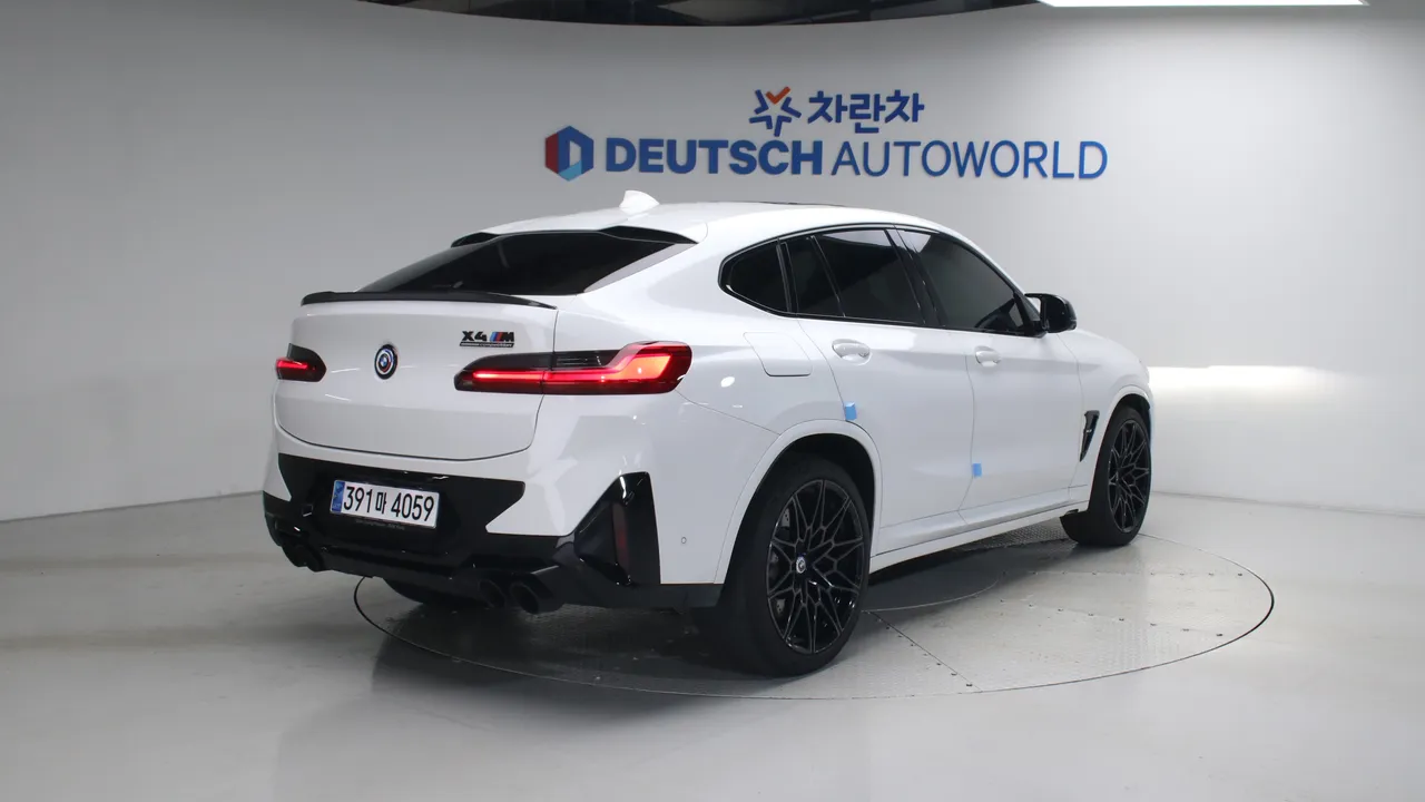 BMW X4 M — miniaturë 2