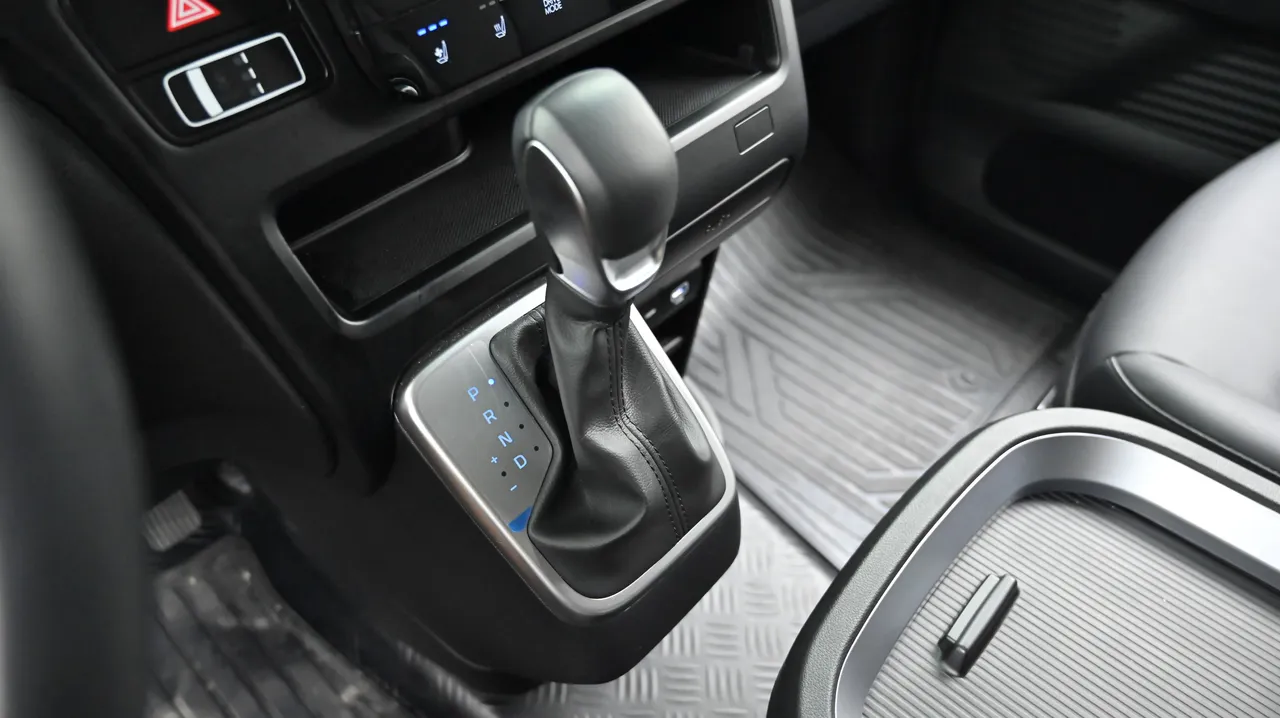 Hyundai Staria — miniaturë 9