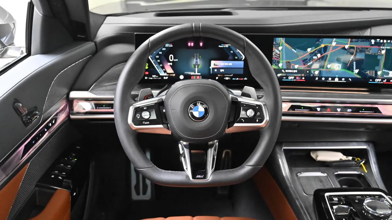 BMW 7er — miniaturë 13