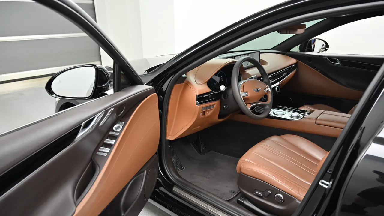 Genesis G80 — miniaturë 11